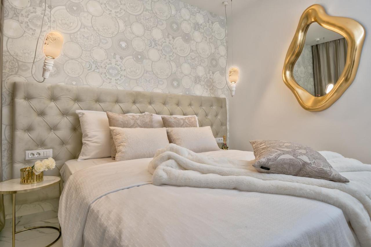 Golden Cell Apartment Split Ngoại thất bức ảnh